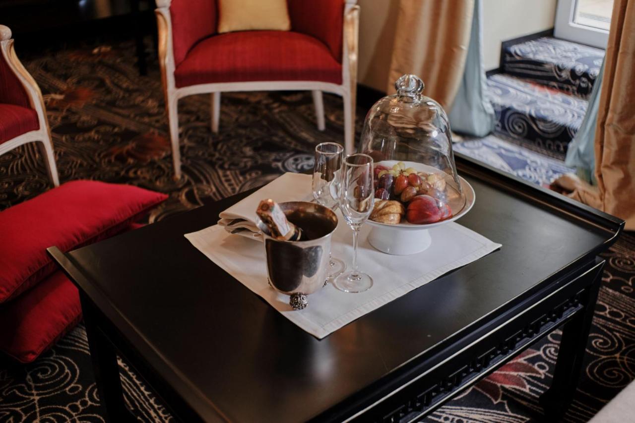 Vozdvyzhensky Boutique Hotel Kiev Luaran gambar