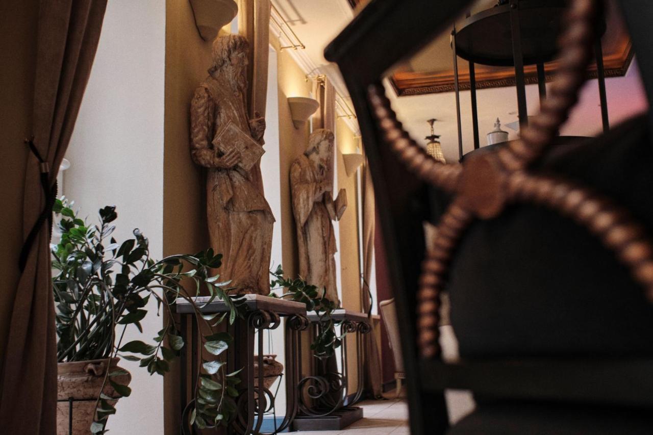 Vozdvyzhensky Boutique Hotel Kiev Luaran gambar