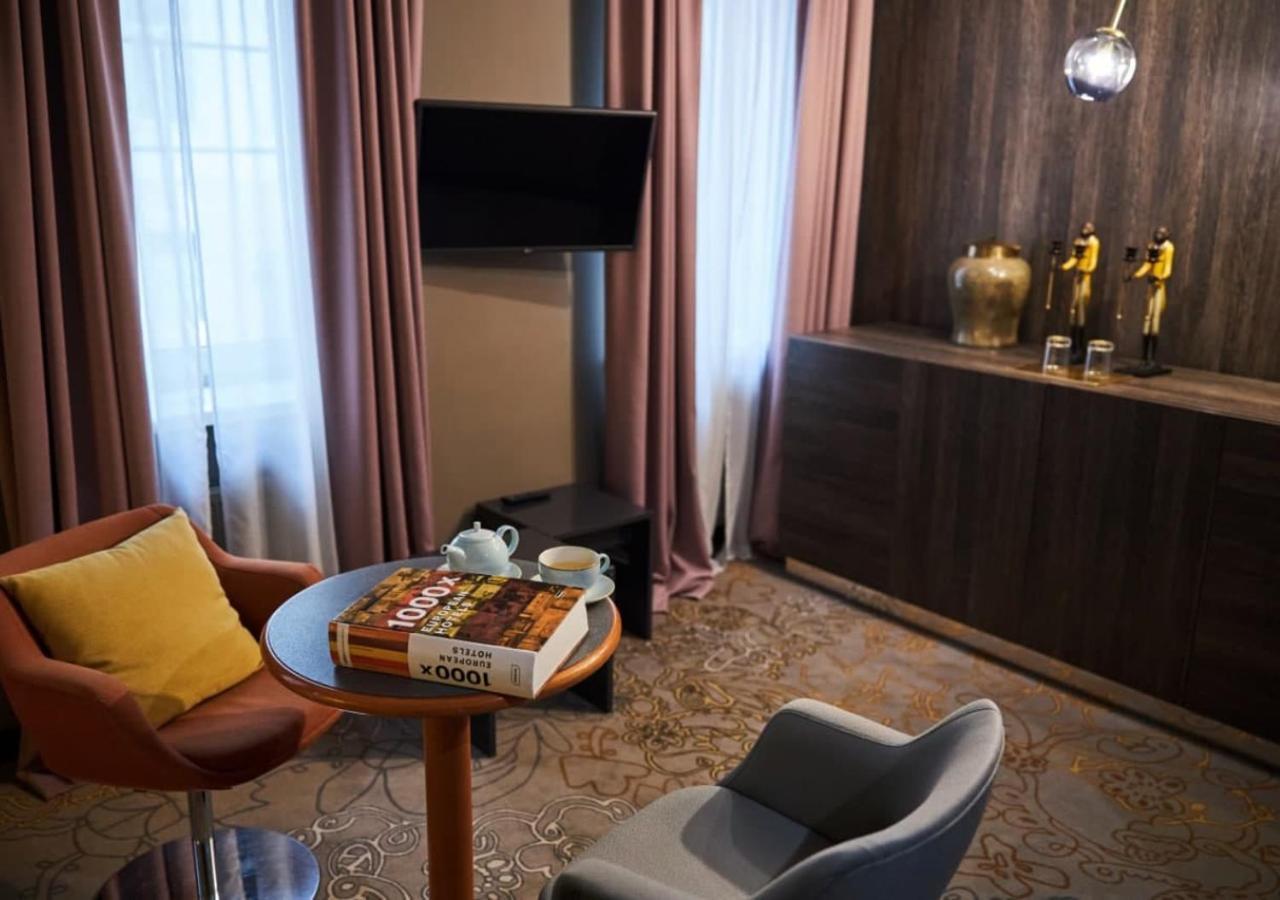 Vozdvyzhensky Boutique Hotel Kiev Luaran gambar
