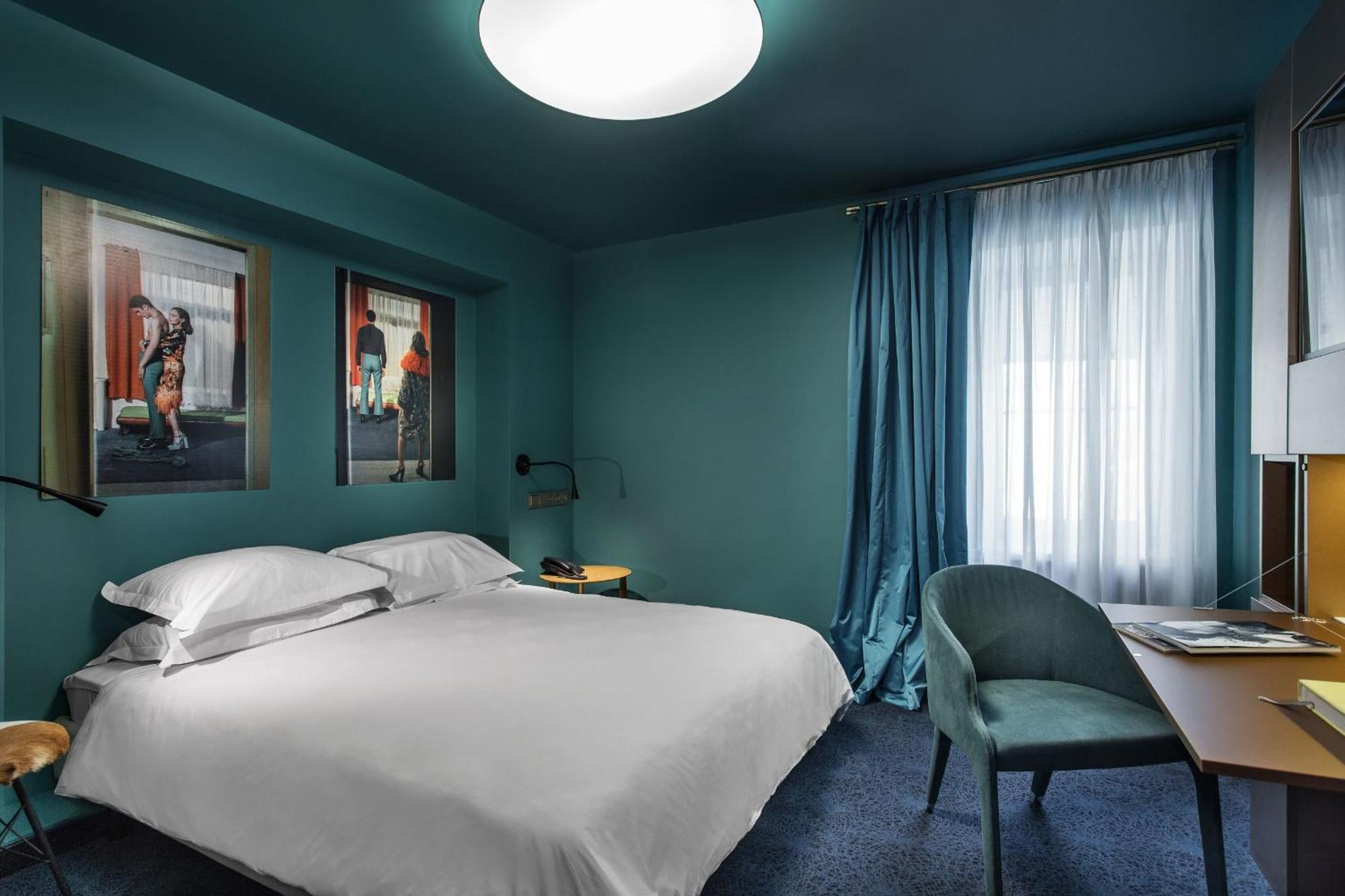 Vozdvyzhensky Boutique Hotel Kiev Bilik gambar